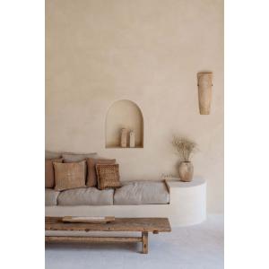 Minimalismo repensado: Nueva tendencia interior mediterránea